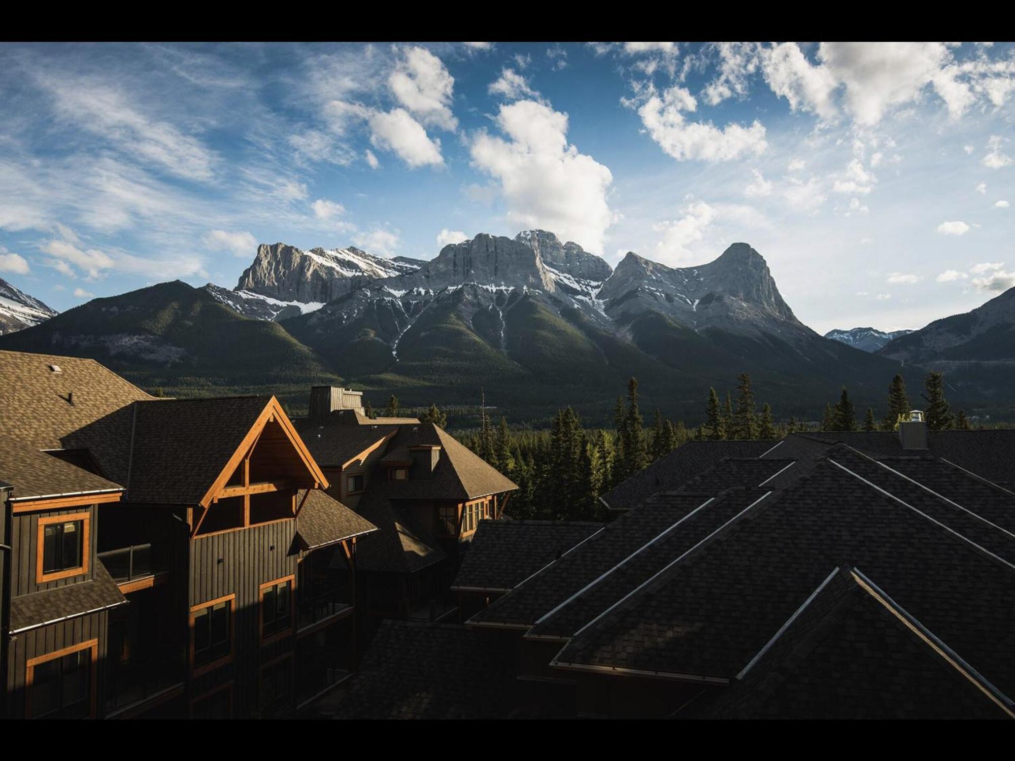 Luxury Resort 2Bedroom 2Bath Sleeps 6 945 Square Feet Canmore Eksteriør bilde